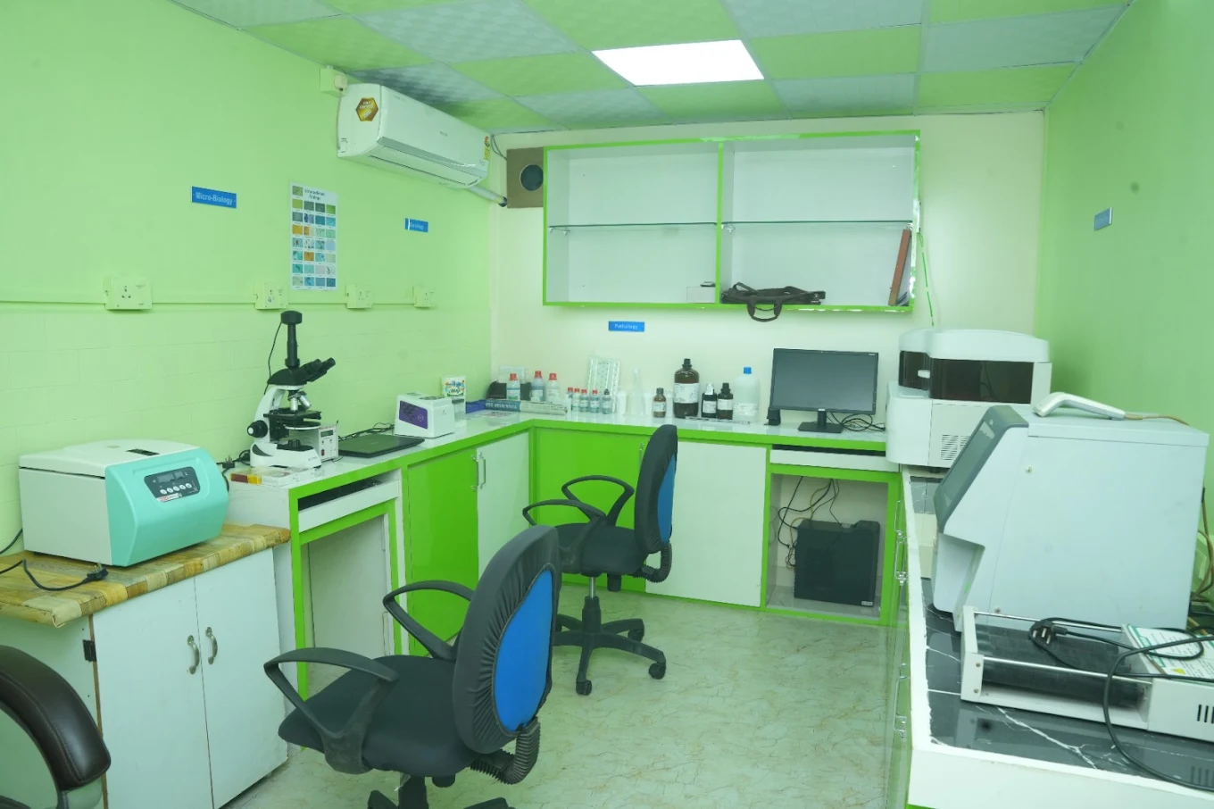 Lab Technician